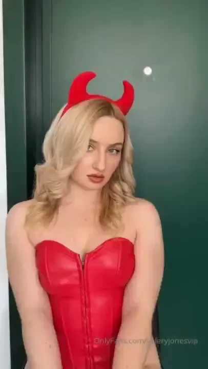 Only one click separates you from the pleasure write to me 