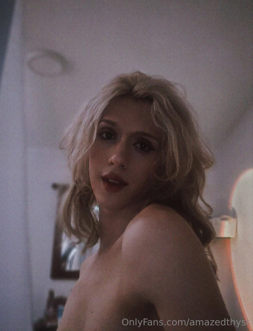 Just a lil selfie love because i m feeling too cute not to share part 1 