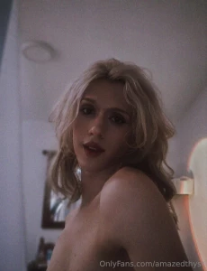 Just a lil selfie love because i m feeling too cute not to share part 1