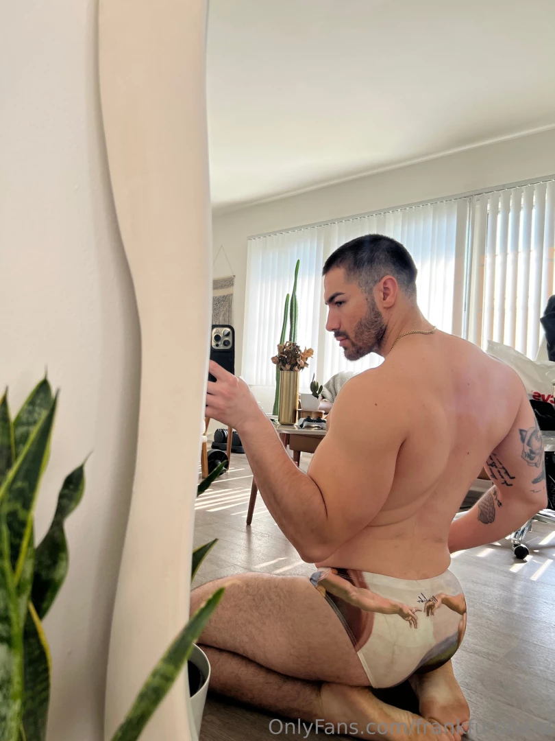 Ass so fat it s a work of art 