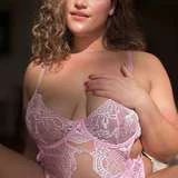 xbustybrunettex