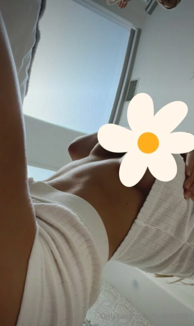 Soooo who s keeping me company cause i ve been waiting to have you all 