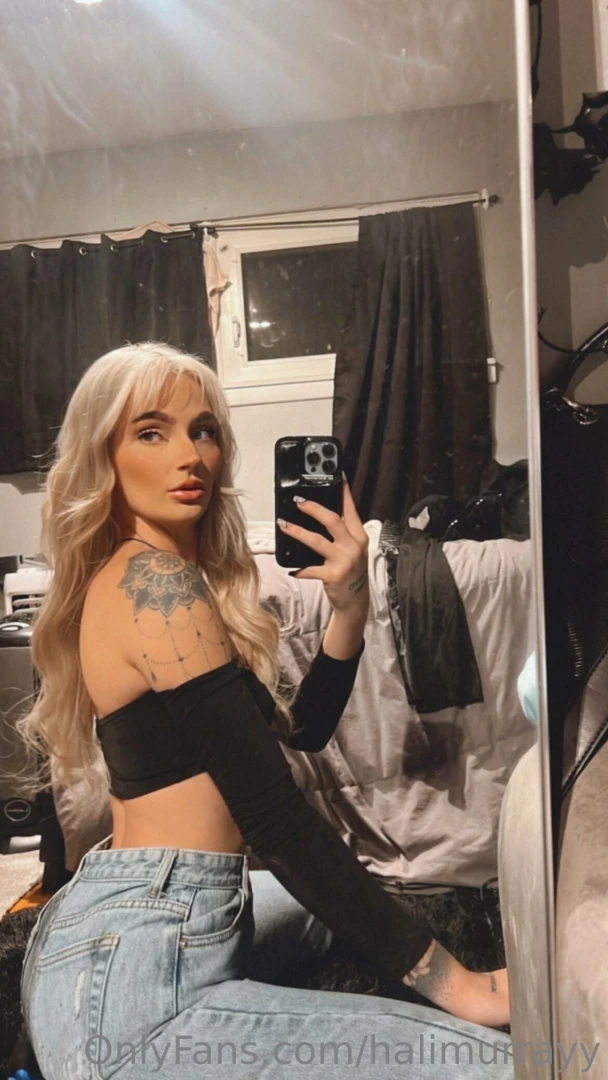 Are u staring at my ass 