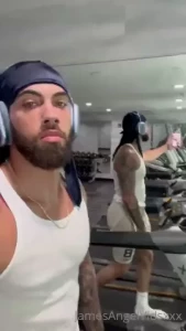 I know you see that thang thangin back there