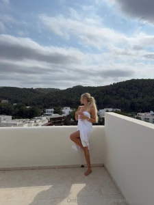 Dare me to get naked for you part 1