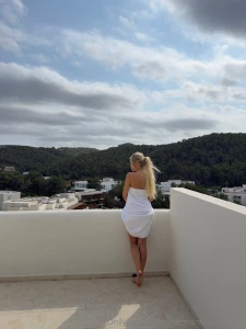 Dare me to get naked for you