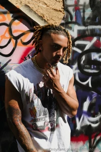 Hey i know you re weak for it babe