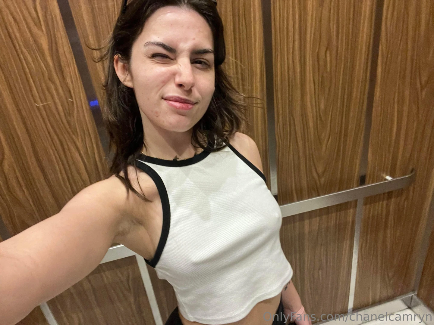 Elevator make out sesh anyone 