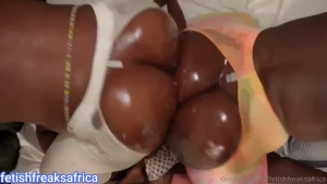 Monsoline is sandwiched between three smelly bbw asses and all she can