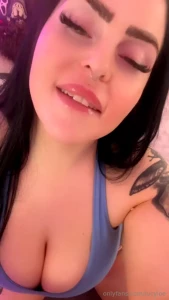 You like it when she moans