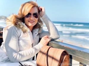 Can you guess which coast i m at get the answer right and win a free