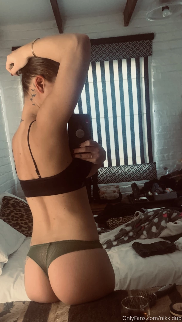 Does my bum look good in these xo s 