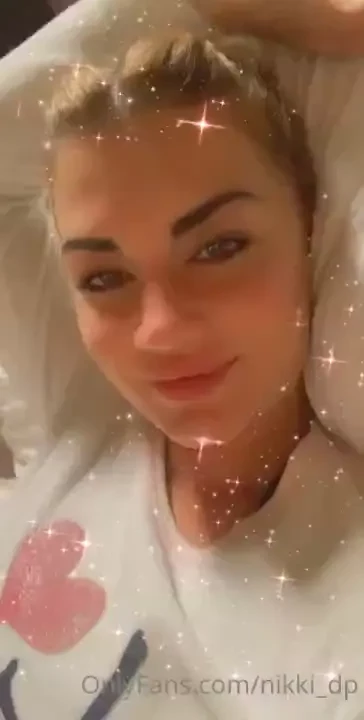 Good morning just woke up and feeling so snuggly - bed weather 