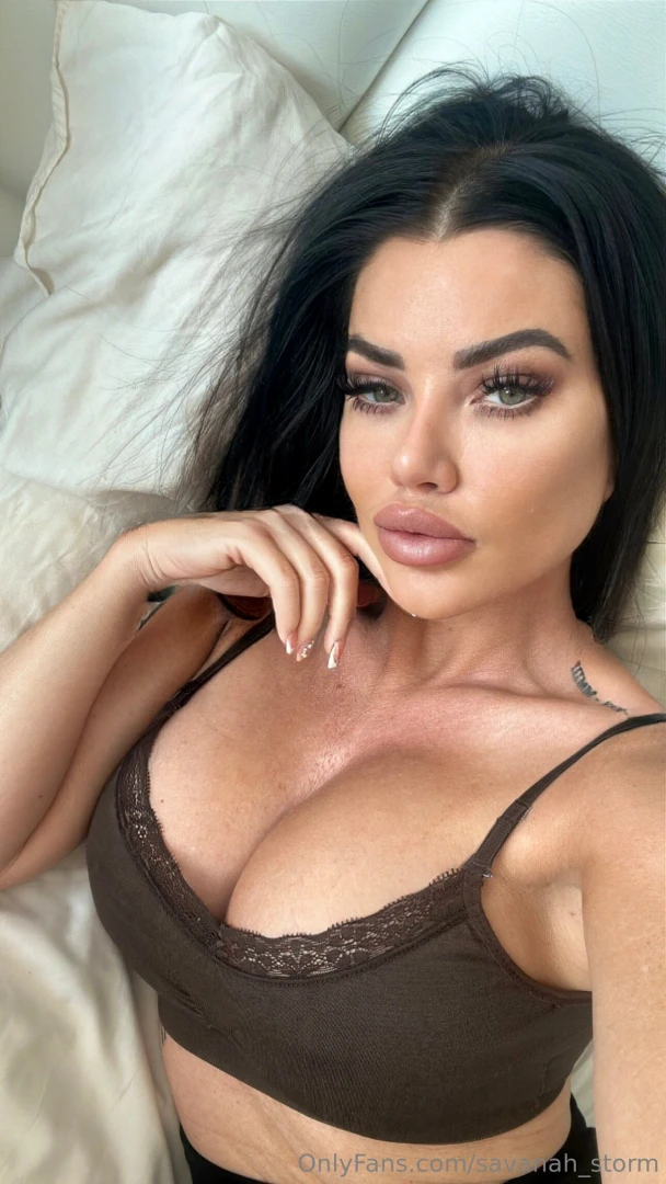 Inbox me and let s sext baby 