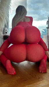 Two phat asses are better than one