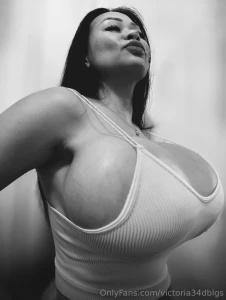 I was curious who would enjoy watching me do a dp gb scene or multiple