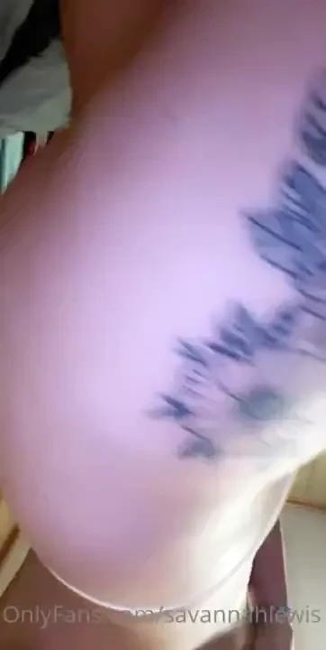 Fat ass turn around and bam fat pussy 