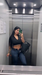 I m wearing my belt like this on purpose