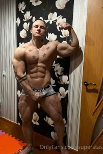 Let s get away from the bad looks like my butt has grown a lot