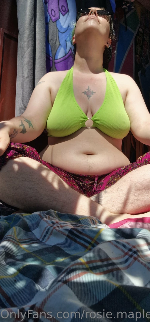 I hope everyone is enjoying the good weather the sun seems to make me 