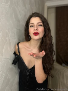 That hot kiss is sure to reach you