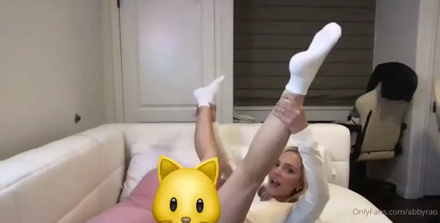 Hour long live 50 min fully topless i thought my live last night was 