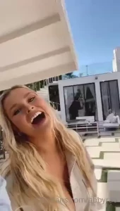 Stay tuned so excited to show you what kinsey and i were up to today