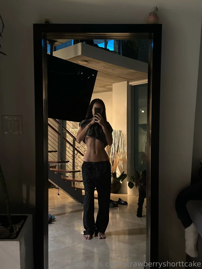 She s backkkkk 