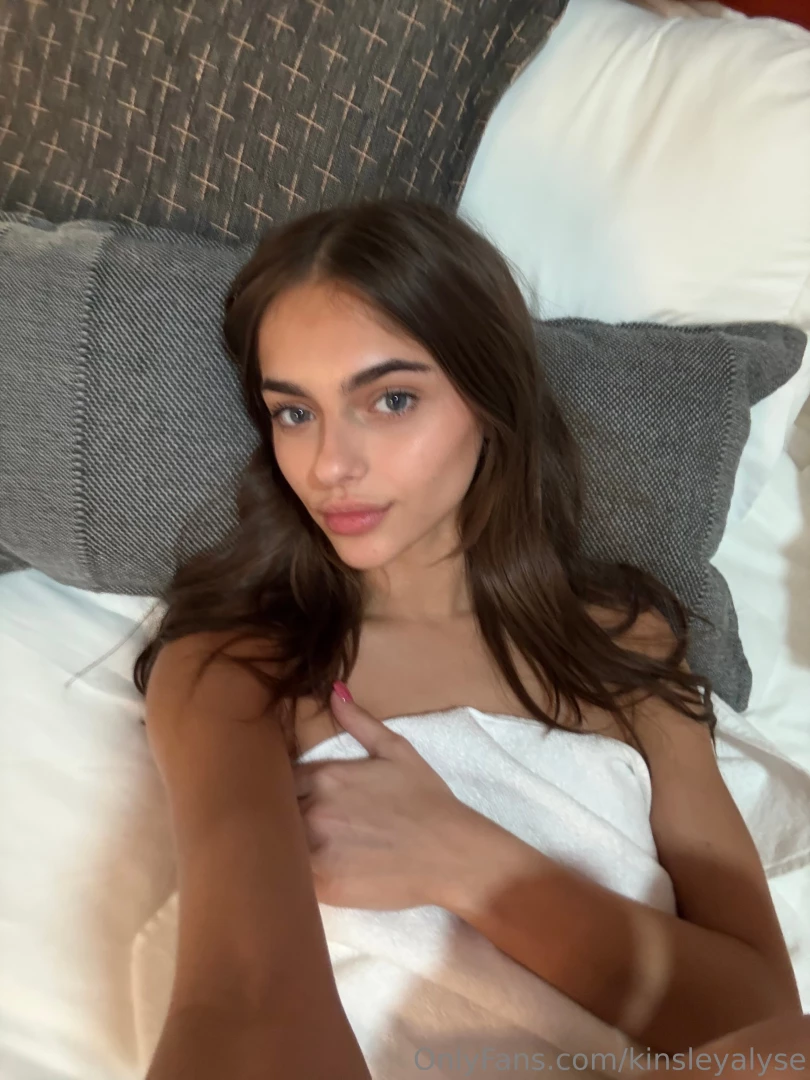 Would i look better with something on my face 