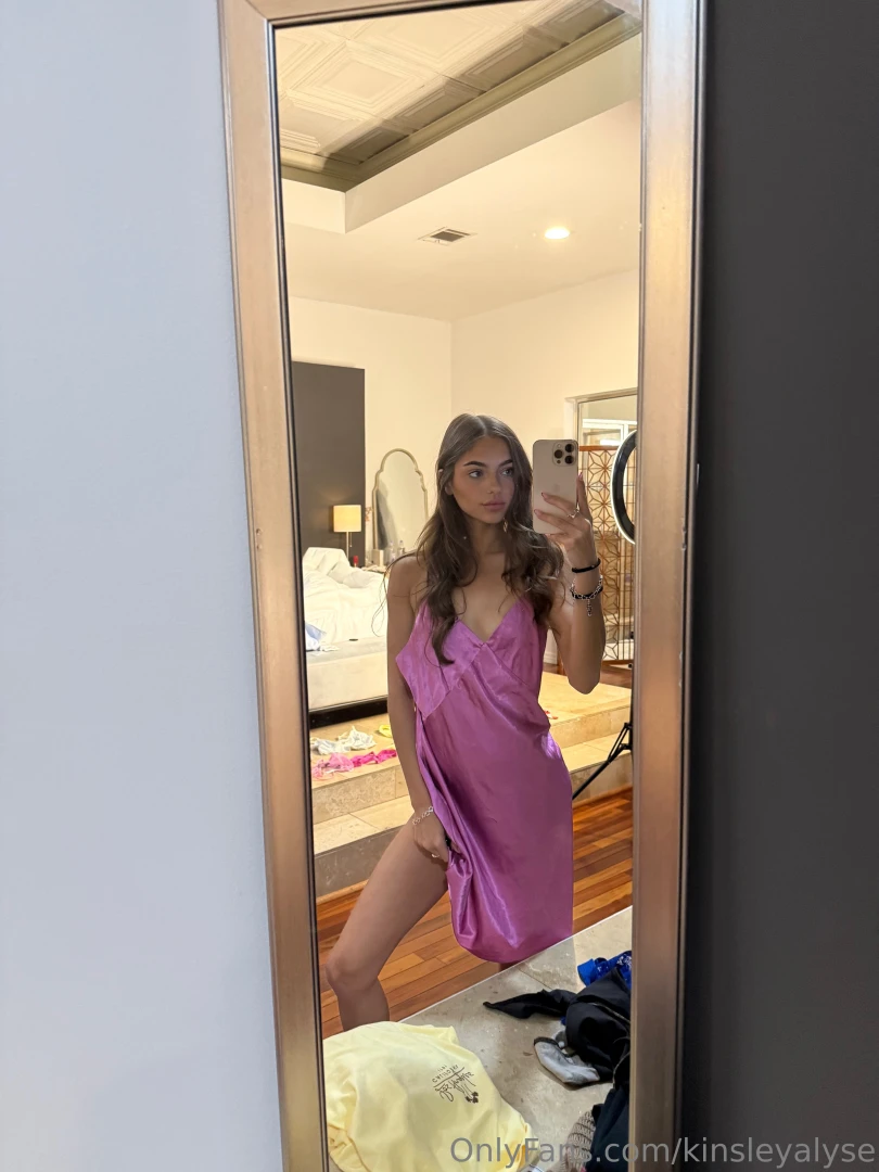 Take you into the bedroom with me 