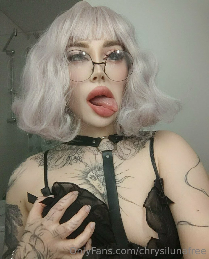 Gothic is not just a style it s an expression of my personality 