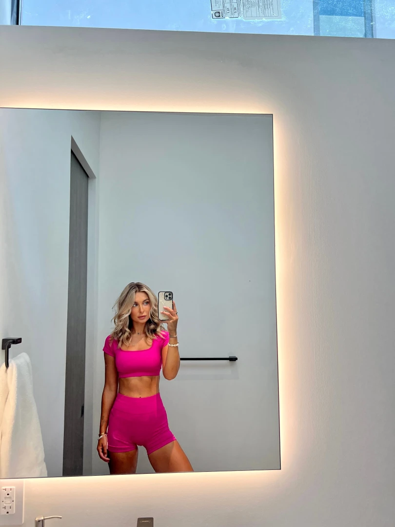 A cute set for the gym always hits 