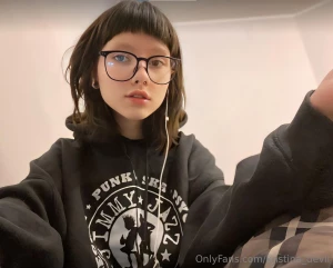 Your home girl byebblue1 she is waiting for you for a deep part 36