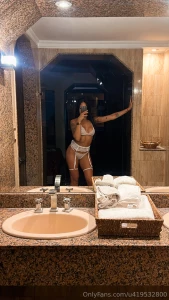 Unos de los sitios a los que disfruto ir es al spa y relajarme para