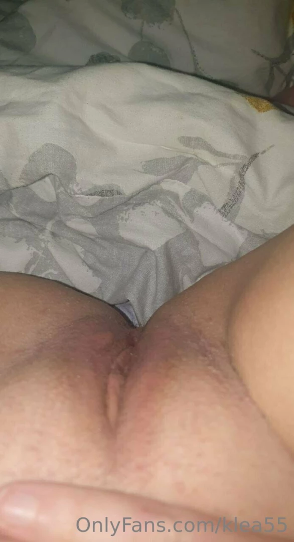 Hey babe it s the masturbating monday feeling again let s start the 