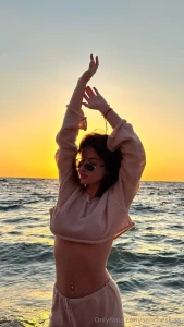 Let s fantasize a little and think who could i have been in a past part 1