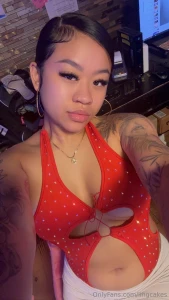 Doing freaky live tonight on my other page nastylingg 9 30pm pst