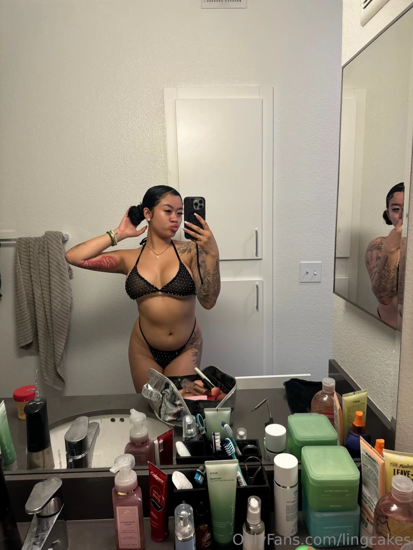 Hi daddies follow me on my newest account nastylingg nastylingg part 1 