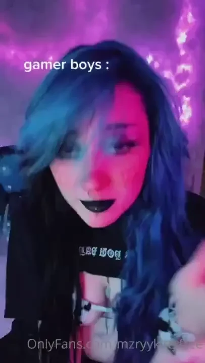 I wanna be a cow girl babbeeyyyy anyone ask for sum cowprint i miss part 2 