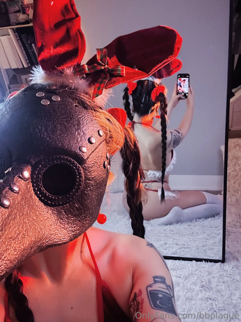 Back right in time to give you a present 