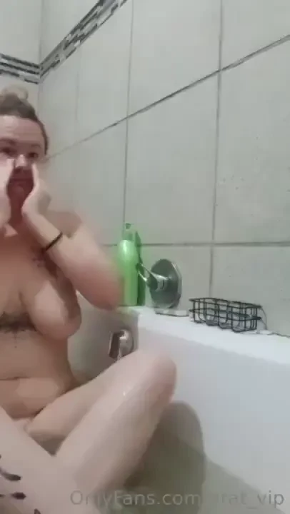 Come join me in the bath baby which part of me do you want to help me 