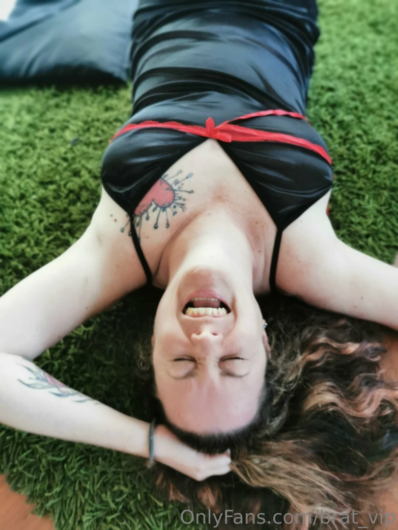 Gain a free month subscription to my profile when you refer another 