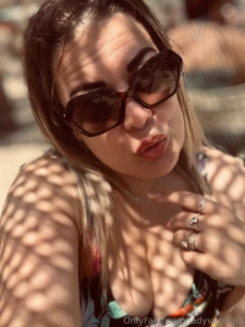 Buona festa della repubblica chiss perch mi guardano tutti le tettone part 4