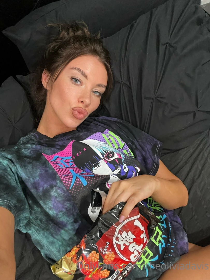 Im bringing back some of my bedroom edition bundles send a screenshot part 19 