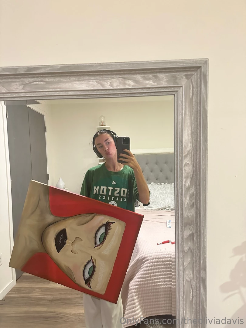 How do you guys like the painting i am working on who would want one 