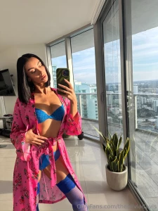 Woke up to a view if i hit 200 i ll go live part 1