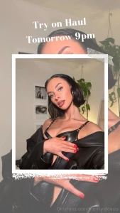 I got some new spicy outfits and i m ready to try them on for you baby