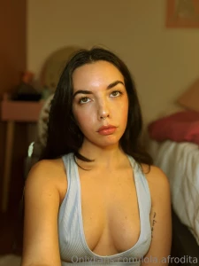 Esta carita cuando cre is que la hago