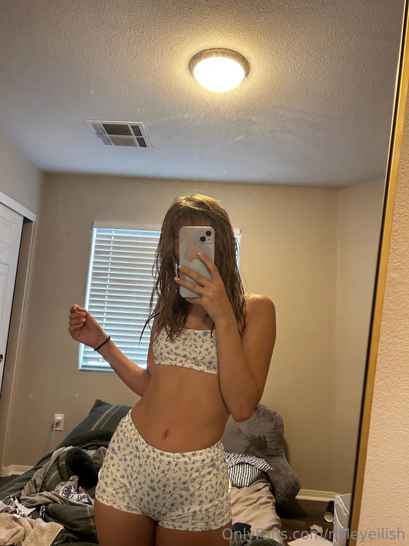 Will you be naughty or nice 
