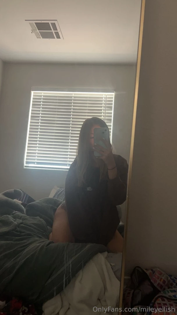 Wish i could fall asleep in your arms 